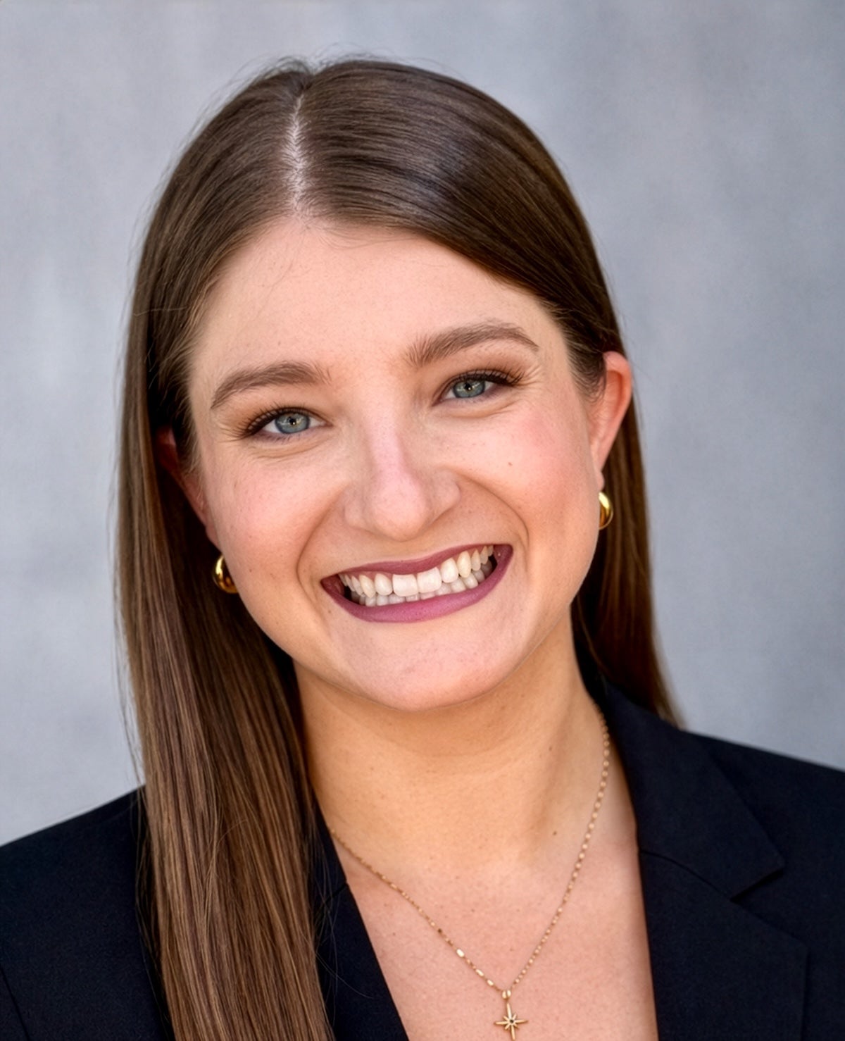 headshot jennifer gross