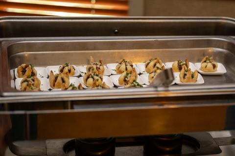 Shakespeare: To Feast or Not To Feast