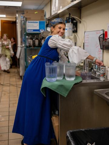 Shakespeare: To Feast or Not To Feast