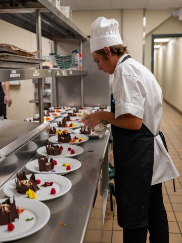 Shakespeare: To Feast or Not To Feast