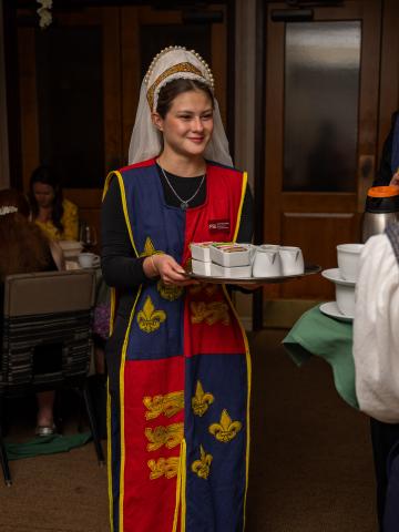 Shakespeare: To Feast or Not To Feast