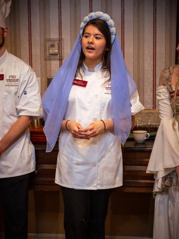 Shakespeare: To Feast or Not To Feast